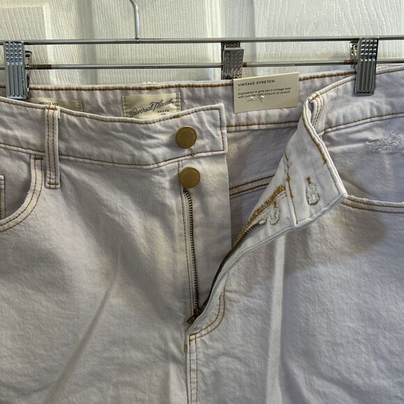 NWT Universal Thread High-Rise Vintage Midi Jean Shorts Cut Off Raw Hem Size 18W - Picture 3 of 16